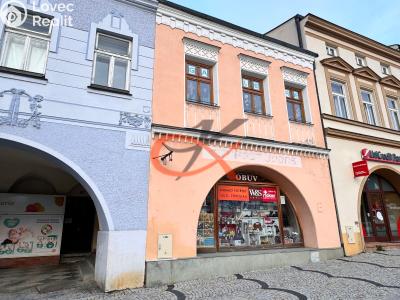 Prodej obchodního prostoru Valašské Meziříčí, Náměstí č. 1