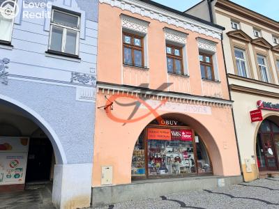 Prodej obchodního prostoru Valašské Meziříčí, Náměstí č. 4