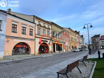 Prodej obchodního prostoru Valašské Meziříčí, Náměstí č. 6