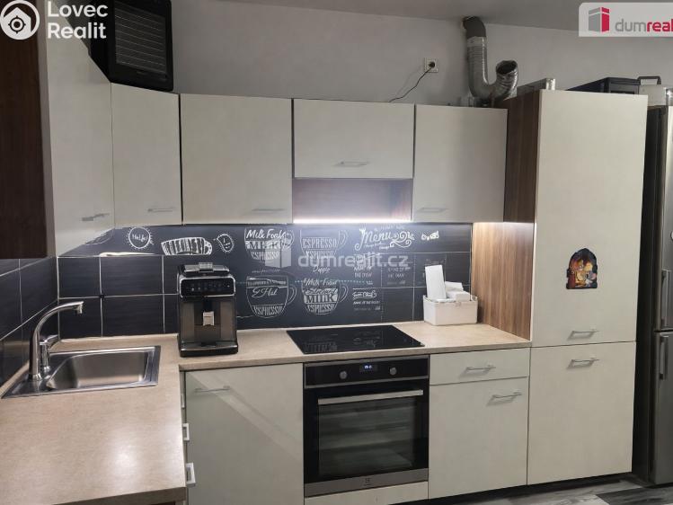 Pronájem bytu 3+KK Praha 8, Zenklova č. 2