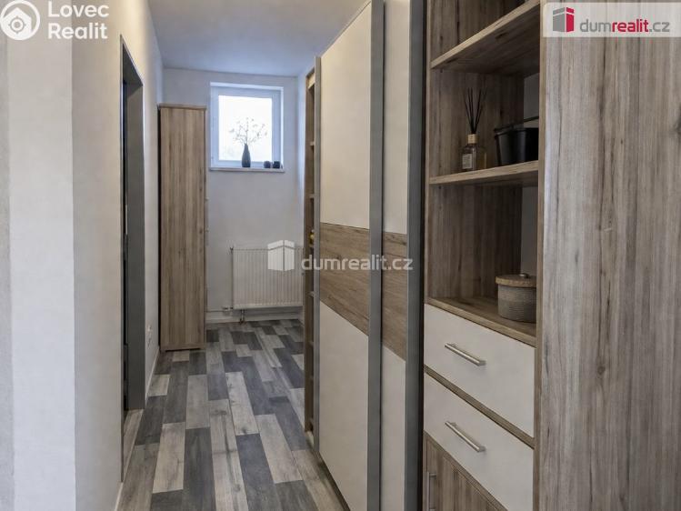 Pronájem bytu 3+KK Praha 8, Zenklova č. 4