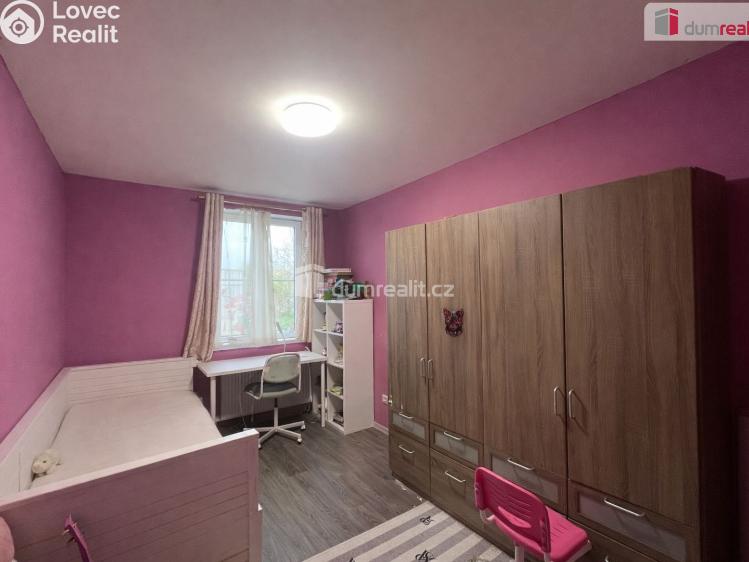 Pronájem bytu 3+KK Praha 8, Zenklova č. 8