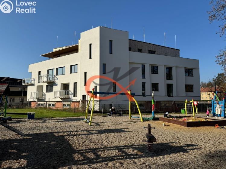 Pronájem bytu 3+KK Rožnov pod Radhoštěm č. 7