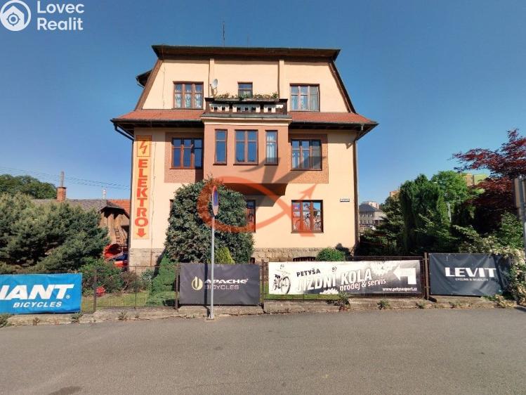 Оренда офісного приміщення Rožnov pod Radhoštěm, Tyršovo nábřeží 539 č. 4