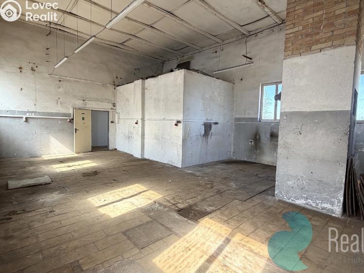 Оренда комерційної нерухомості Kamenný Újezd č. 8