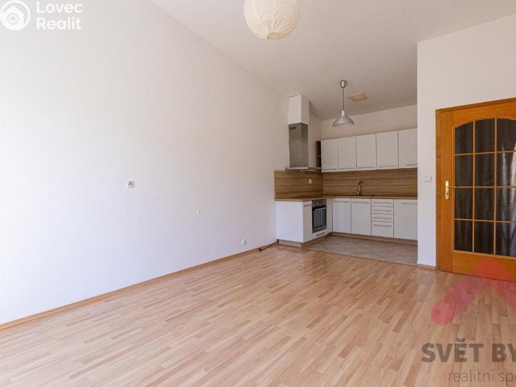 Pronájem bytu 2+KK Praha, Jeseniova 686/28 č. 8