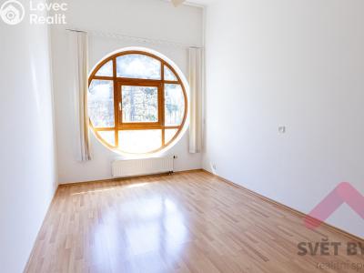 Pronájem bytu 2+KK Praha, Jeseniova č. 3