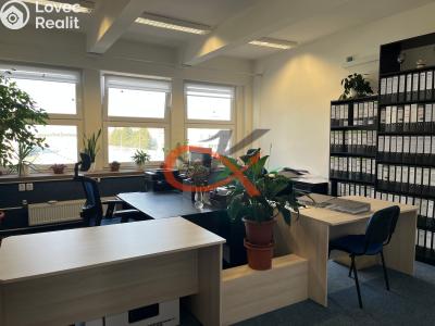 Pronájem kanceláře Rožnov pod Radhoštěm, 1. máje č. 5