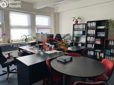 Pronájem kanceláře Rožnov pod Radhoštěm, 1. máje č. 16