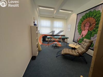 Pronájem kanceláře Rožnov pod Radhoštěm, 1. máje č. 2