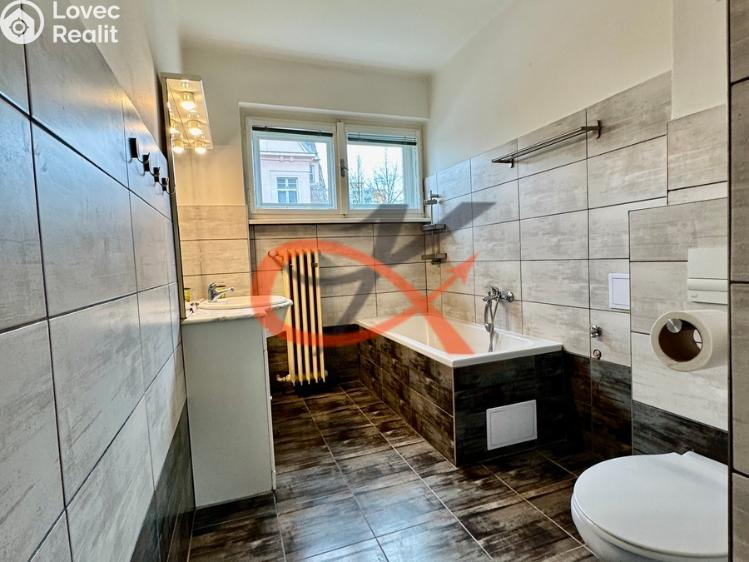 Pronájem bytu 4+1 Ostrava, Vítězná č. 11