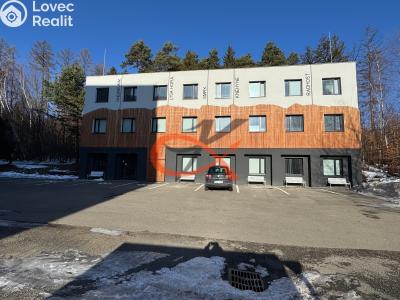 Pronájem kanceláře Rožnov pod Radhoštěm, Lesní č. 1