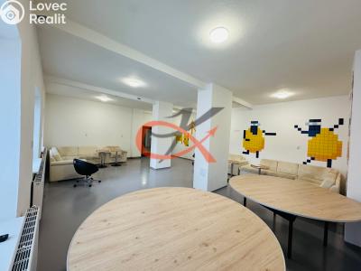 Pronájem kanceláře Rožnov pod Radhoštěm, Lesní č. 4