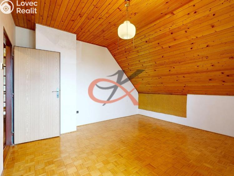 Продаж сімейного будинку Zašová č. 12