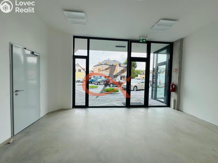 Оренда торгового приміщення Rožnov pod Radhoštěm, Nerudova 3078 č. 3