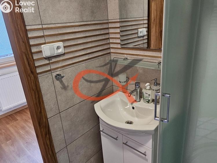 Pronájem bytu 2+1 Rožnov pod Radhoštěm, Meziříčská č. 14