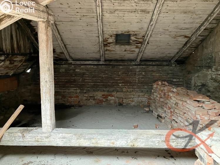 Prodej komerční nemovitosti Prostějov, nám. Svat. Čecha č. 8