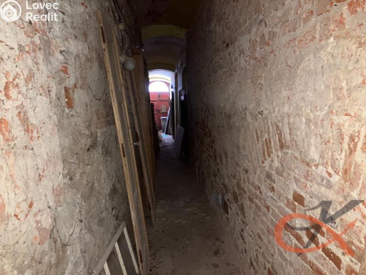 Prodej komerční nemovitosti Prostějov, nám. Svat. Čecha č. 13