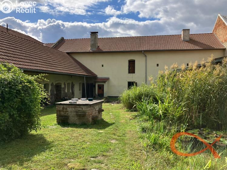 Prodej vícegeneračního domu Čelechovice na Hané č. 37