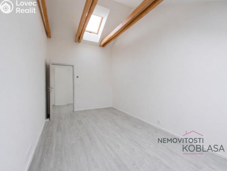 Pronájem bytu 4+KK Praha, Hostivická č. 2