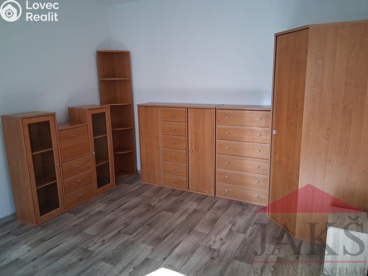 Pronájem bytu 3+1 Jihlava, Březinova 3638/15 č. 8