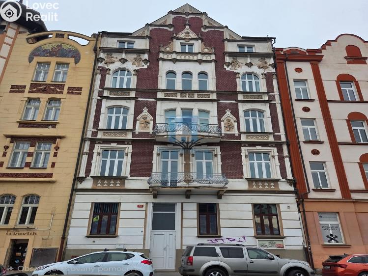 Rent office space Plzeň, Hálkova č. 1