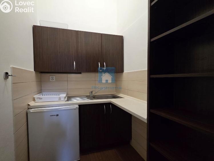 Rent office space Plzeň, Hálkova č. 27