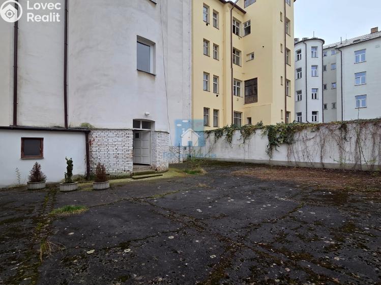 Pronájem kanceláře Plzeň, Hálkova č. 18