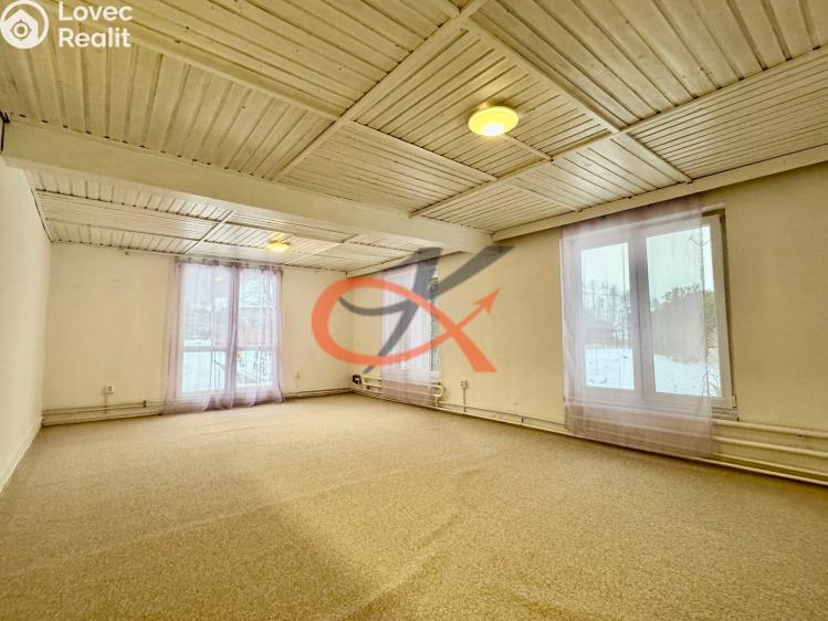 Pronájem bytu 2+KK Rožnov pod Radhoštěm, Pod Chlacholovem č. 2