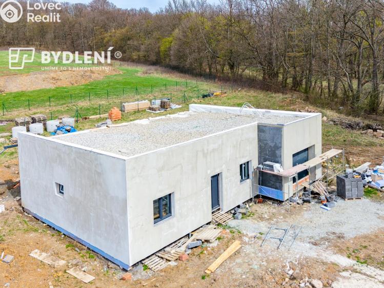 Prodej rodinného domu Košťany, K zámku č. 11