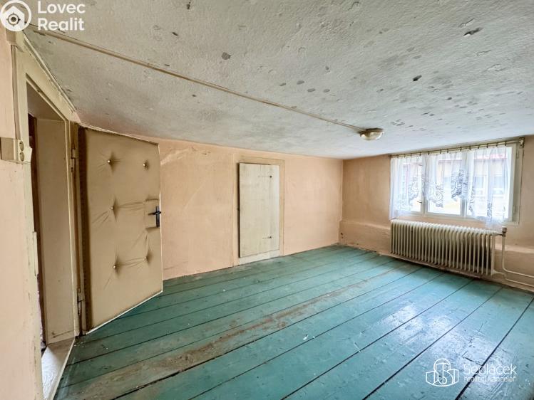 Продаж сімейного будинку Oloví, Tyršova č. 15