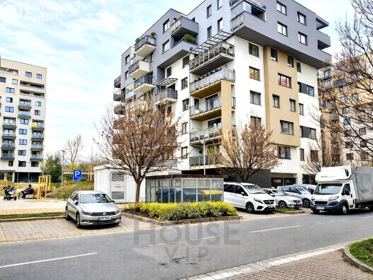 Sale apartment 2+KK Praha, Pod Harfou č. 26