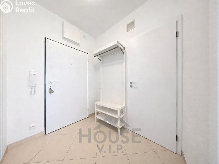 Sale apartment 2+KK Praha, Pod Harfou č. 2