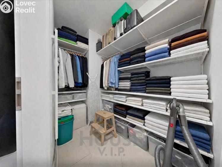 Sale apartment 2+KK Praha, Pod Harfou č. 3