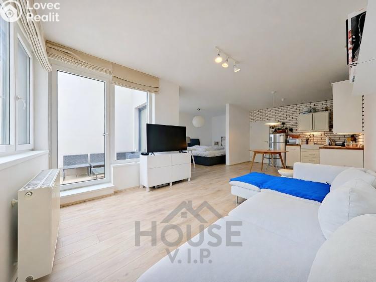 Sale apartment 2+KK Praha, Pod Harfou č. 13