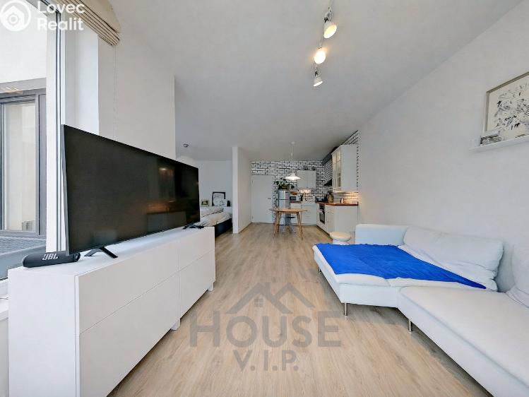 Sale apartment 2+KK Praha, Pod Harfou č. 14