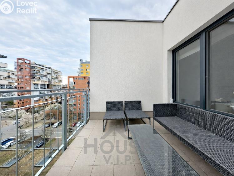 Sale apartment 2+KK Praha, Pod Harfou č. 17