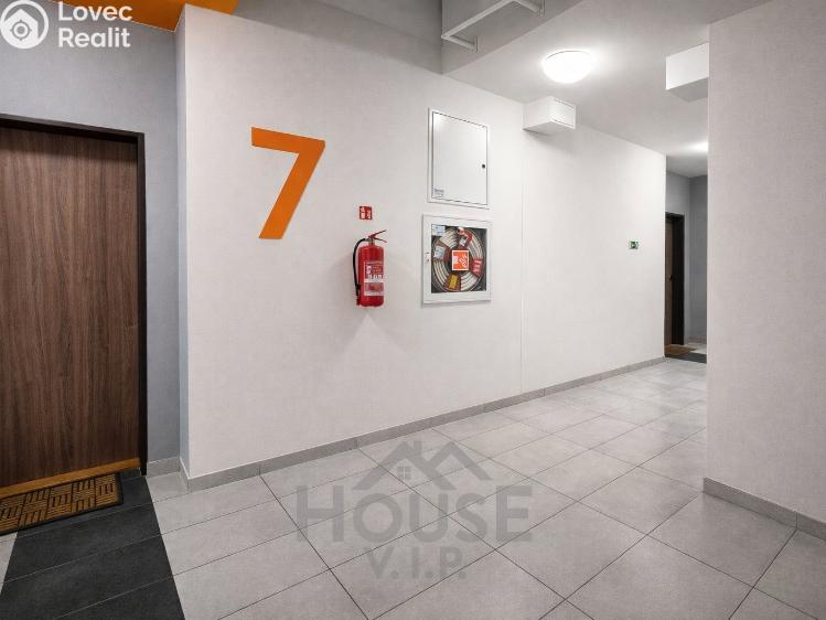 Sale apartment 2+KK Praha, Pod Harfou č. 21