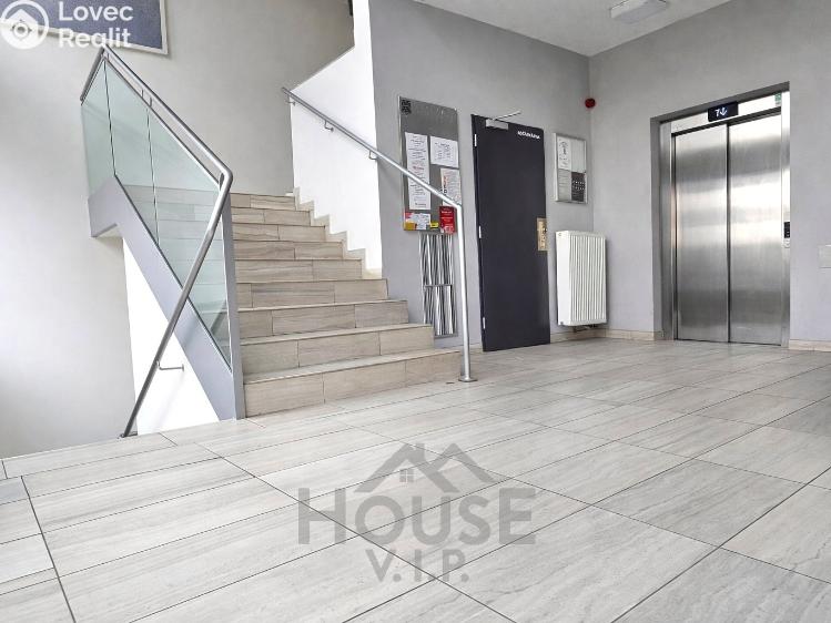 Sale apartment 2+KK Praha, Pod Harfou č. 23