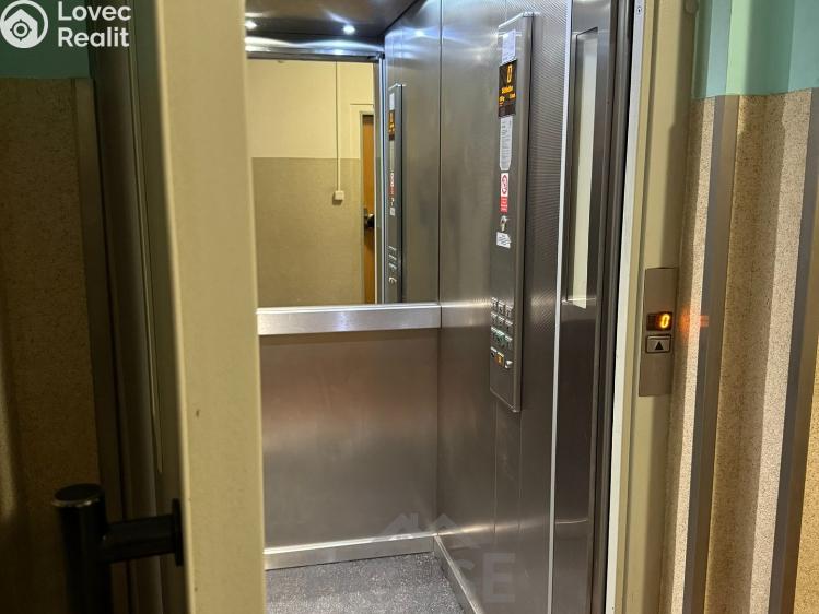 Prodej bytu 3+1 Praha, Loučimská č. 33