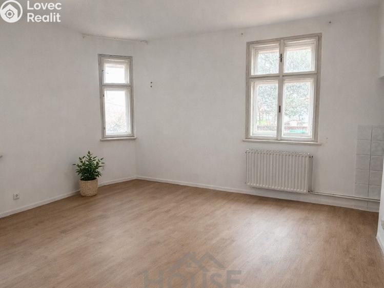 Prodej činžovního domu Hradec Králové, Kydlinovská č. 10