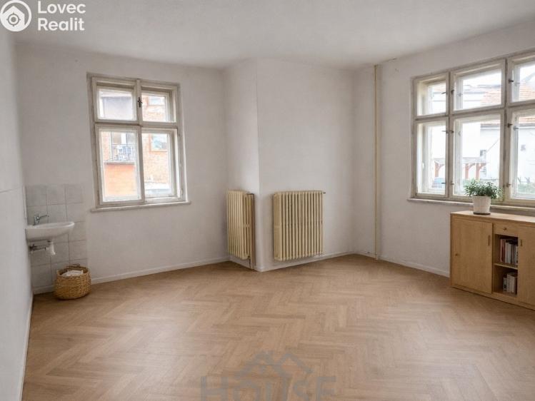 Prodej činžovního domu Hradec Králové, Kydlinovská č. 14