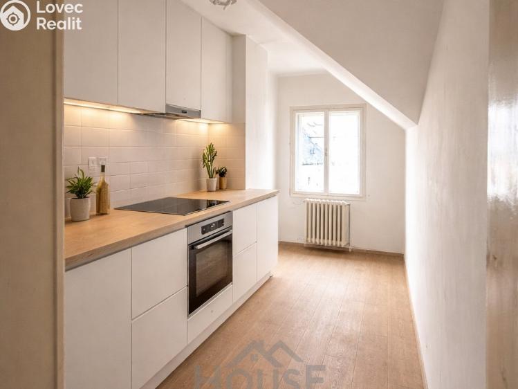 Prodej činžovního domu Hradec Králové, Kydlinovská č. 31