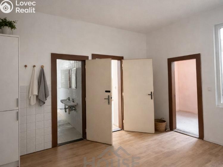 Prodej činžovního domu Hradec Králové, Kydlinovská č. 8