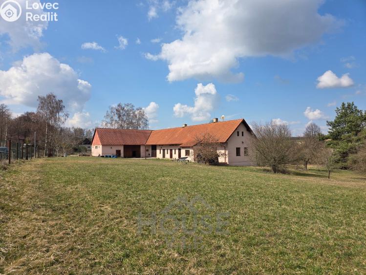 Prodej zemědělské usedlosti Strojetice č. 16