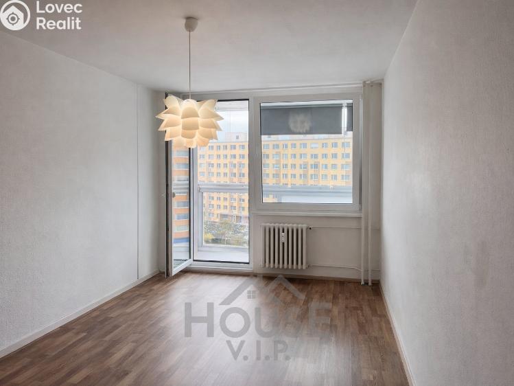 Sale apartment 2+KK Praha, Milánská č. 3