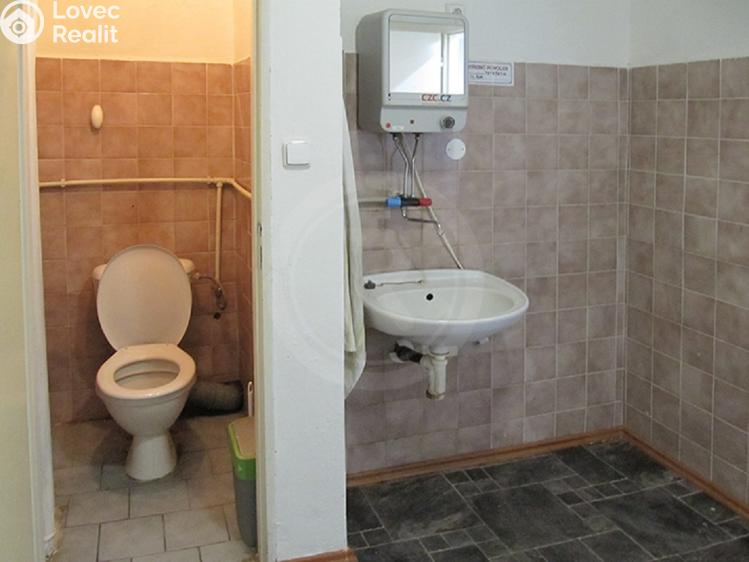 Pronájem obchodního prostoru České Budějovice, Lannova tř. 92/53 č. 7