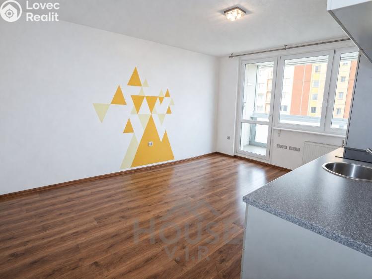 Sale apartment 2+KK Praha, Podle Kačerova č. 4