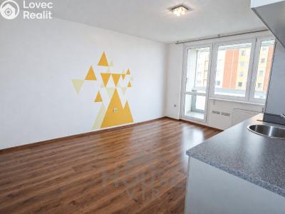 Sale apartment 2+KK Praha, Podle Kačerova č. 4