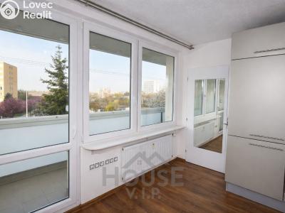 Sale apartment 2+KK Praha, Podle Kačerova č. 5